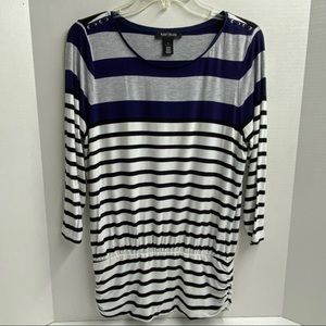 White House Black Market pullover top blue white gray Size M Stripes Ruche sides